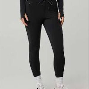 NWT Offline by Aerie Real Me Xtra 7/8 Leggings Black Athletic Size L Comfort